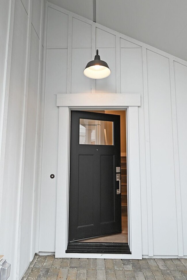 Foto del edificio - Beautiful Newer Home at Downtown Pleasanton!