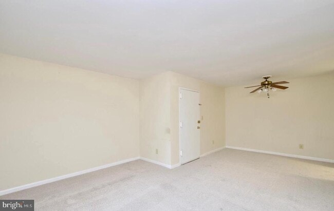 Building Photo - 5911 Prince James Dr