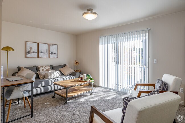 3 habitaciones, 2,5 baños - 137 m² - Modelo - Sala de estar - Blue Heron Pointe