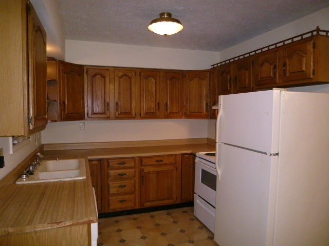 Building Photo - 2 Bedroom Apartment on Southside