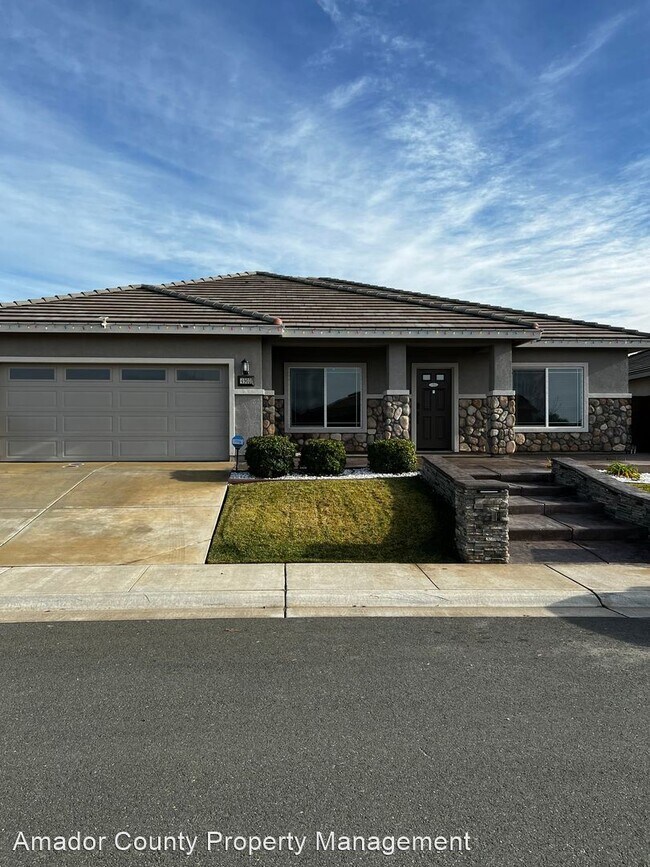 Foto del edificio - 4 br, 2 bath House - 4903 Spyglass Dr