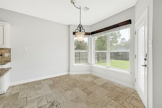 Building Photo - 14450 Eastern Redbud Ln