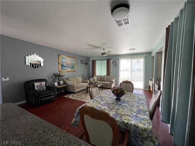 Foto del edificio - 817 Bolivar Ave