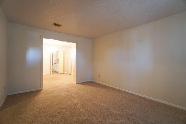 Building Photo - 7202 Seton Lake Dr