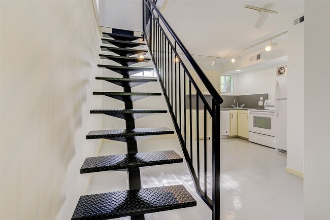 Foto del edificio - 1516 Bonnie Brae St