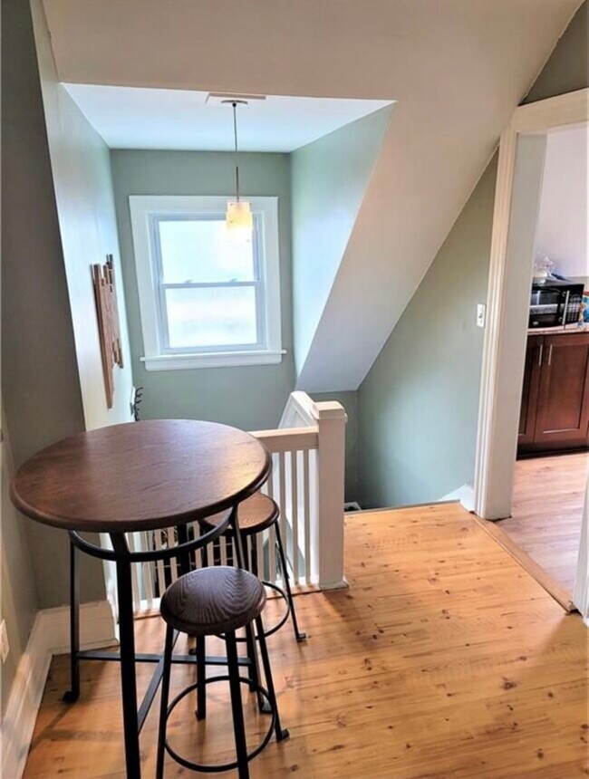 Building Photo - 200 Culver Rd