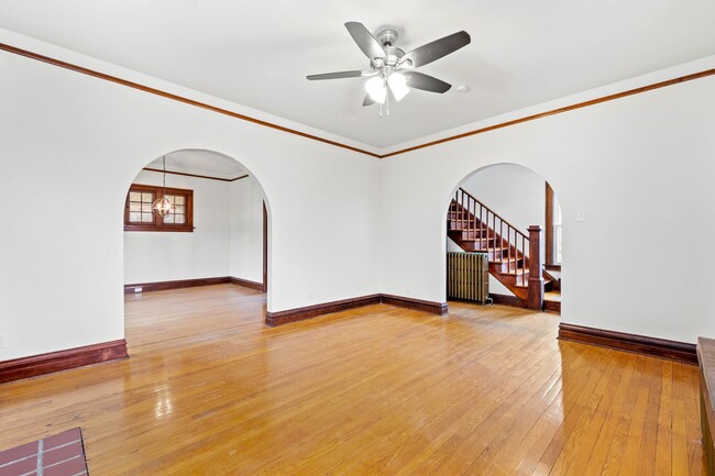 Building Photo - Available now! STUNNING 3-BEDROOM / 2-BATHROOM home in CARRICK!  SECTION 8 ACCEPTED!