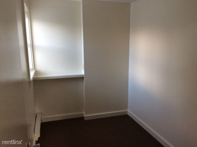 Foto del edificio - 1 br, 1 bath Apartment - 959 Nut Plains Rd