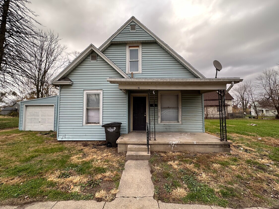 Foto principal - 705 W Seminary St