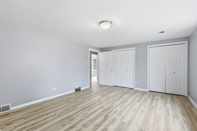 Building Photo - 14714 Ellis Ave