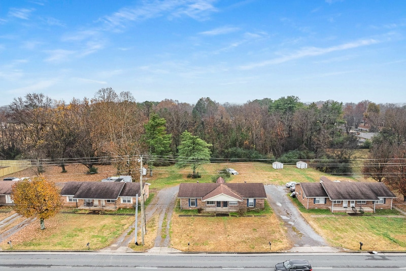 Primary Photo - 4611 Franklin Rd