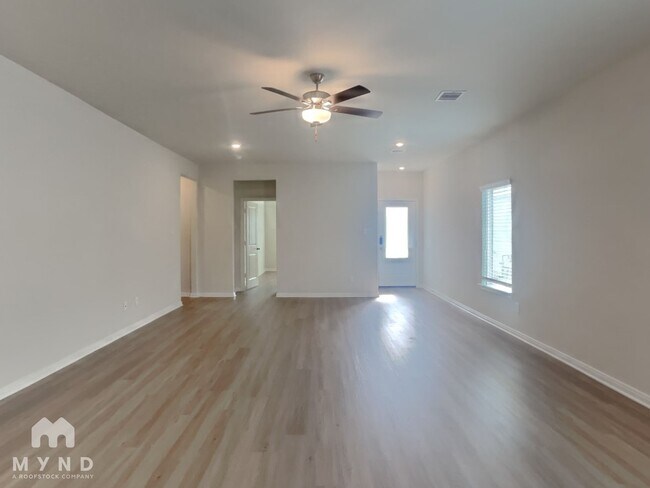 Foto del edificio - 15635 Plum Brk Dr