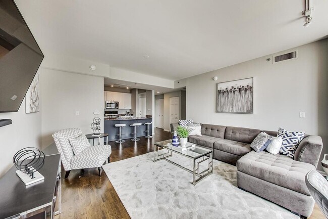 Sala de estar - 400 W Ontario St