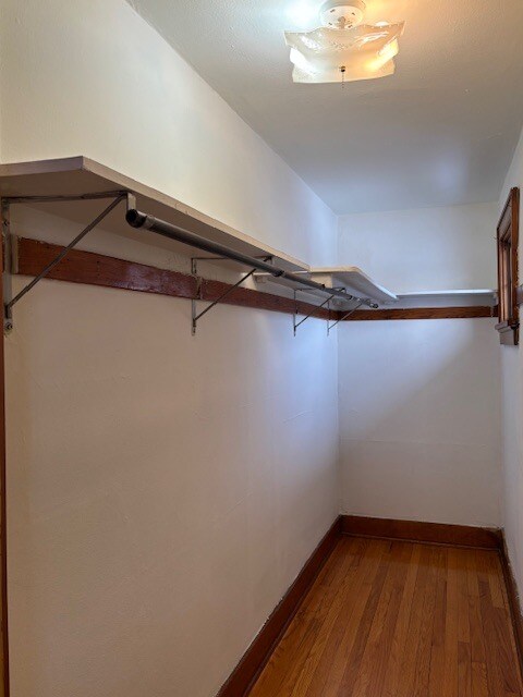 Foto del edificio - 6427 W Medford Ave