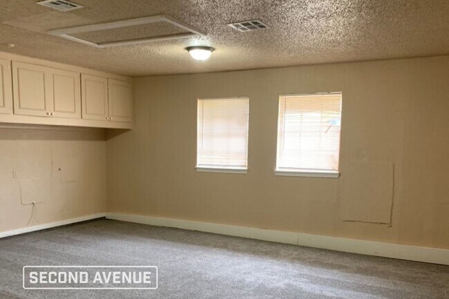 Foto del edificio - 1129 NW 103rd St