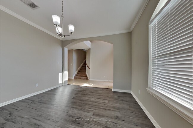 Foto del edificio - 10014 Kendahlwood Ln