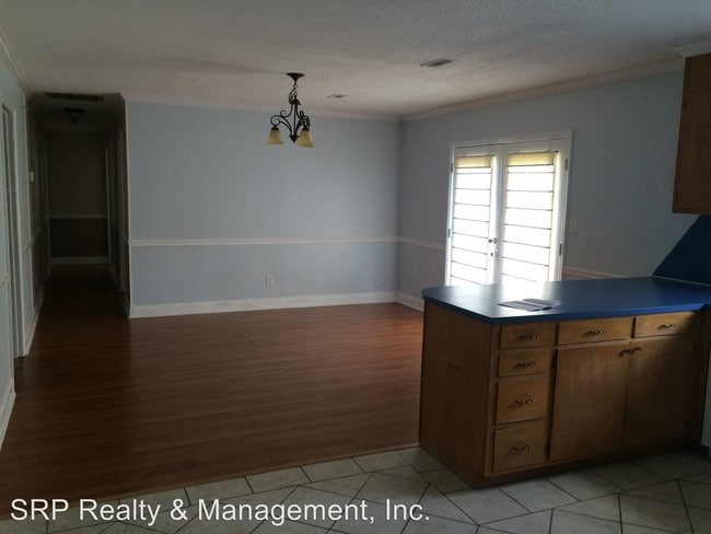 Building Photo - 2505 Wilmont Dr