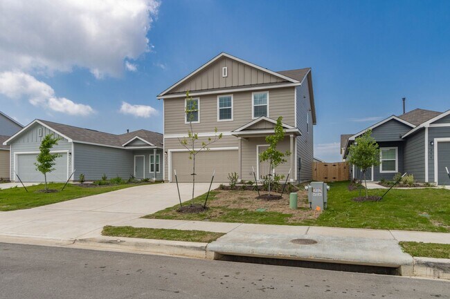 Foto del edificio - 231 Mica Trl Maxwell, TX 78656