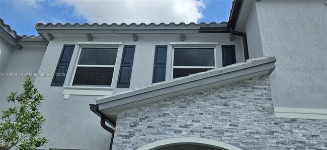 Foto del edificio - 1181 NW 1st St