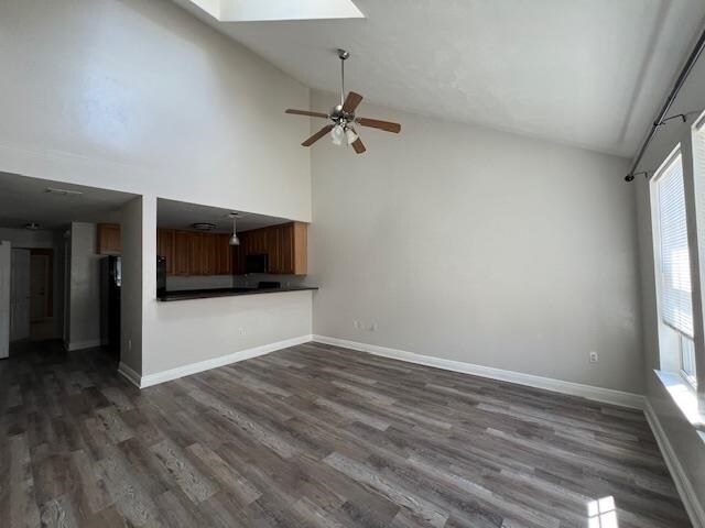 Foto del edificio - 3247 Sugar Berry Way