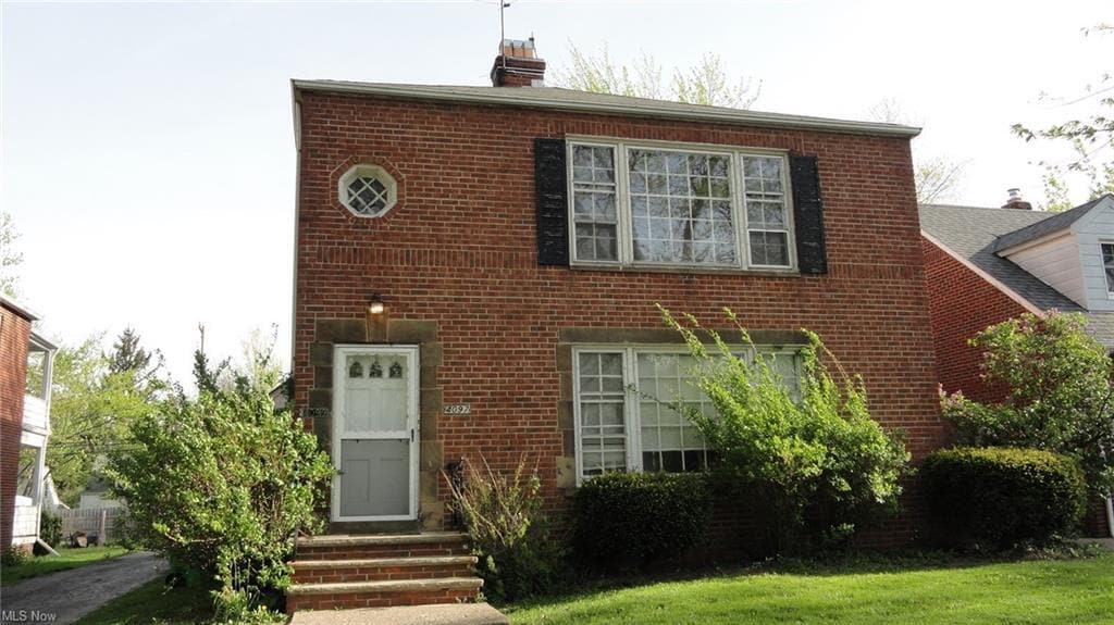 4099 Okalona Rd Unit Up, South Euclid, OH 44121 Room for Rent in