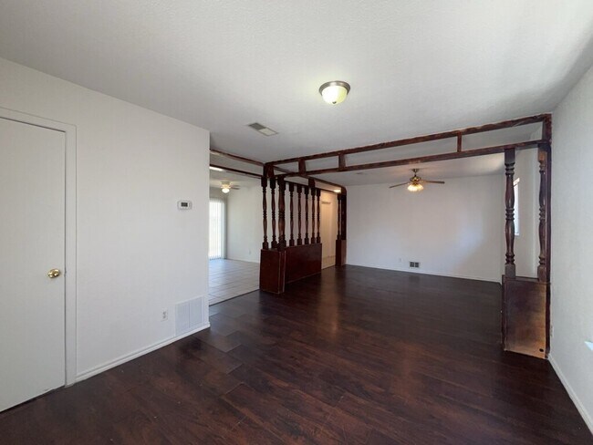 Foto del edificio - 6003 Highfield St