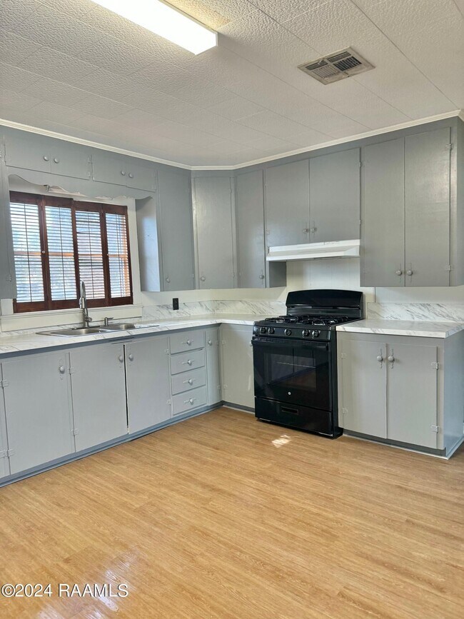 Foto del edificio - 123 4th St