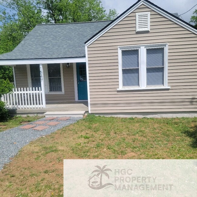 Building Photo - 1547 Barnes St