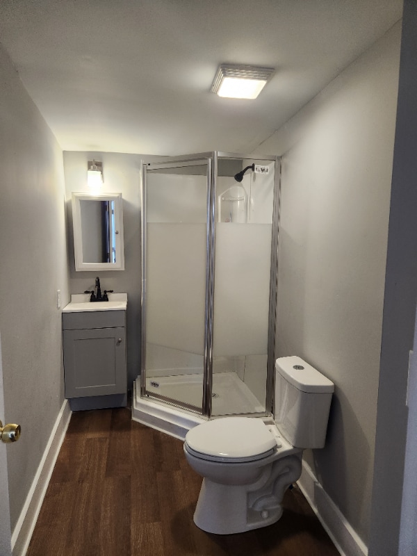 Building Photo - 620 Maple Ave