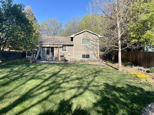 Building Photo - 2830 Sombrero Ln