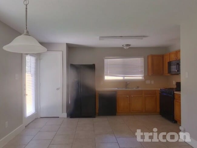 Building Photo - 17023 Morning Star Ave