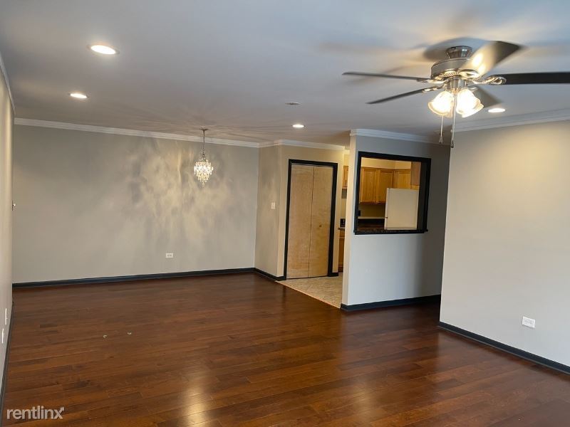 139 W Elk Trail, Carol Stream, IL 60188 Condo for Rent in Carol