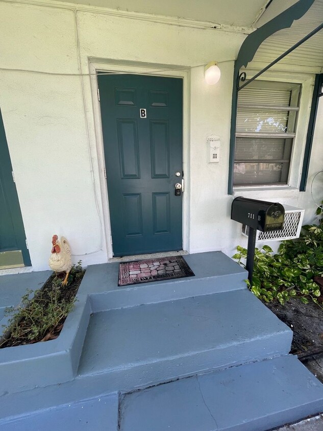 Foto principal - 711 Gotham Ct