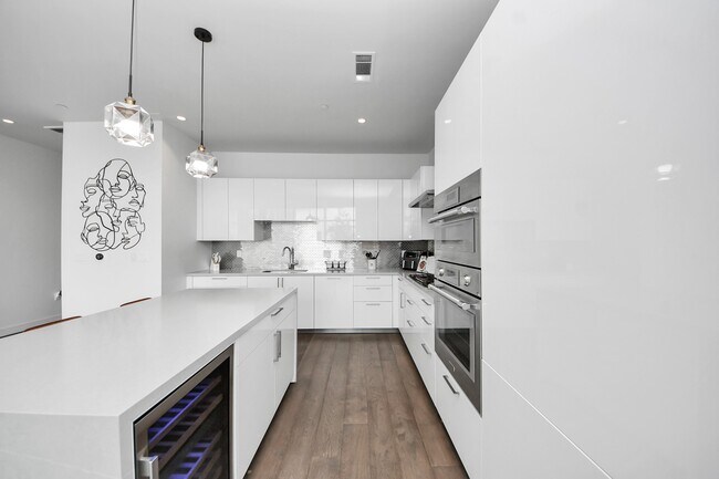 Foto del edificio - 4521 San Felipe St