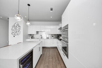 Building Photo - 4521 San Felipe St