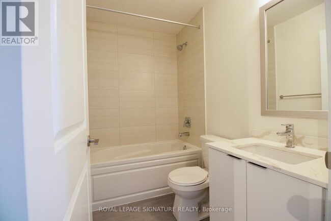 Photo du bâtiment - 15 Watergarden Dr