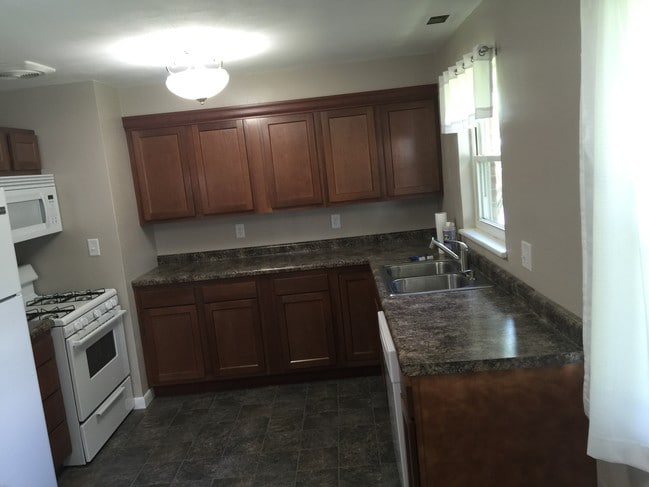 Building Photo - 222 Prospect Ave