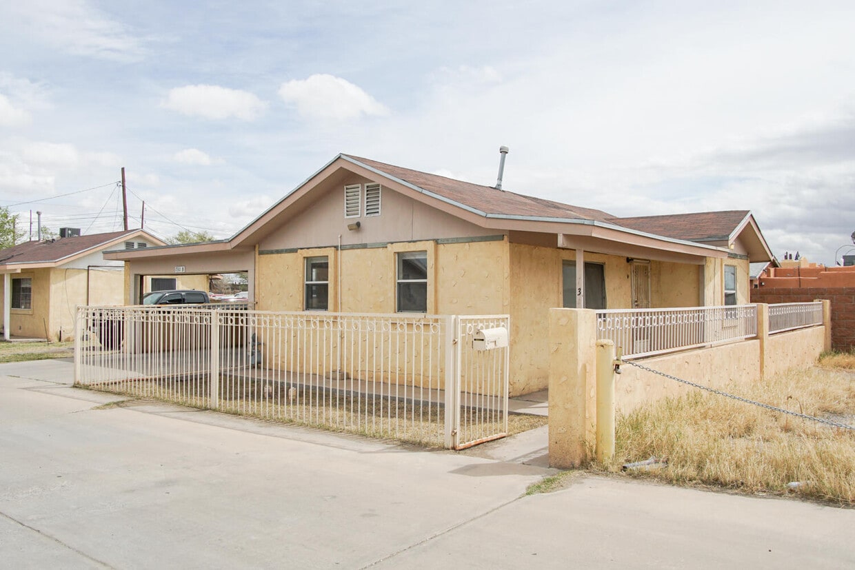 7311 Alameda Ave, El Paso, TX 79915 House for Rent in El Paso, TX