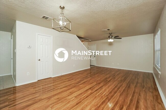 Building Photo - 4 Bedroom Pet-Friendly Home in SAN ANTONIO, TX with Main Street Renewal
