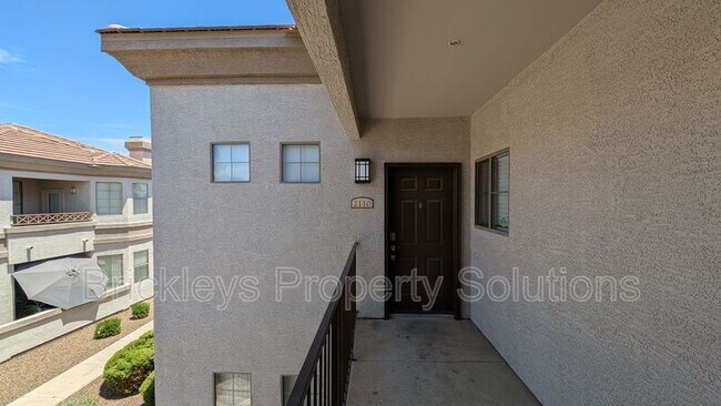 Building Photo - 1941 S Pierpont