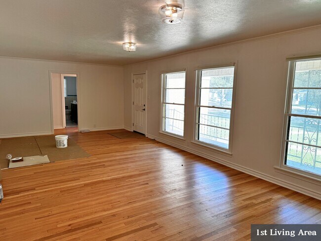 Foto del edificio - 2412 Dartmouth St