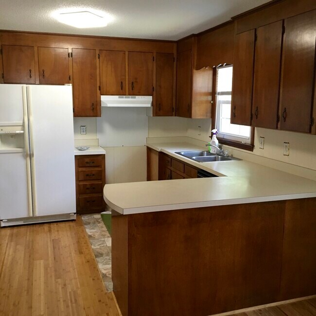Building Photo - 2353 Baileys Crossroads Rd