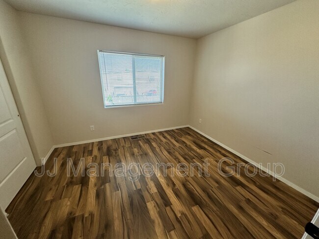 Foto del edificio - 6205 N Astor St