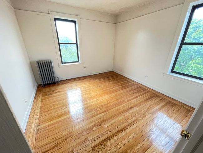 Foto del edificio - 4120 Carpenter Ave