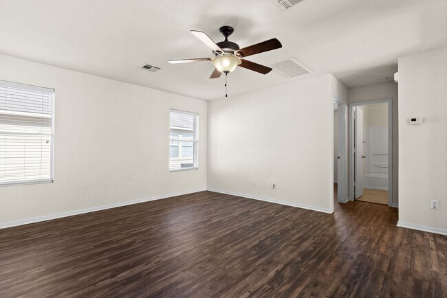 Foto del edificio - 5609 Capricorn Loop