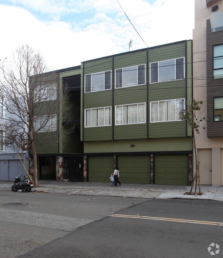 Foto del edificio - 3075 22nd St