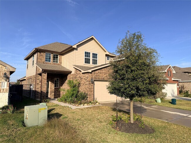 Building Photo - 13106 Leisure Cove Dr