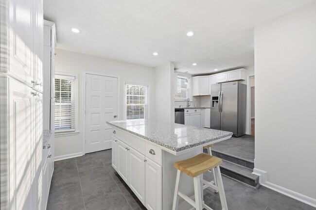 Foto del edificio - 130 Haven Dr