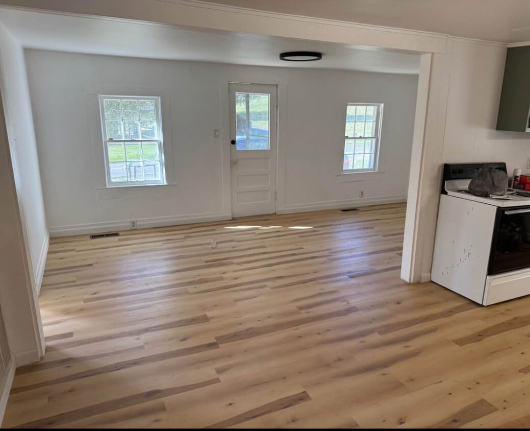 Building Photo - 1712 W Brushy Valley Dr