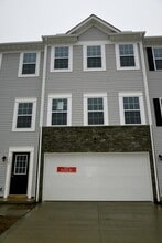 Building Photo - 158 Dusky Willow Dr